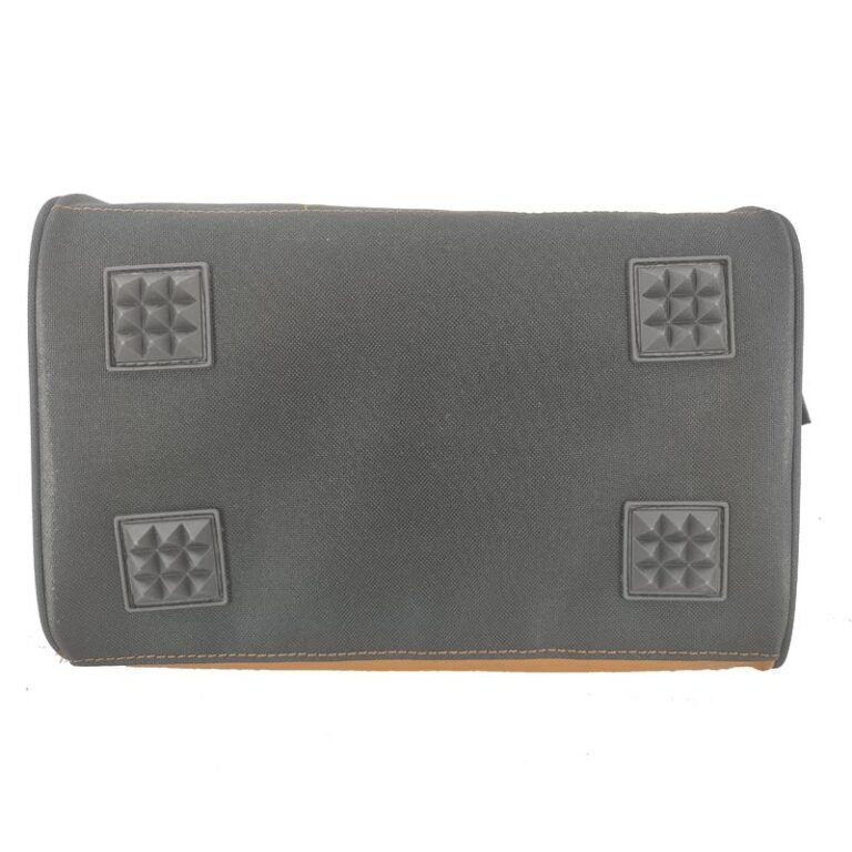 e9a5b1d56d64259cf96eabb25c79d96c_medium-2